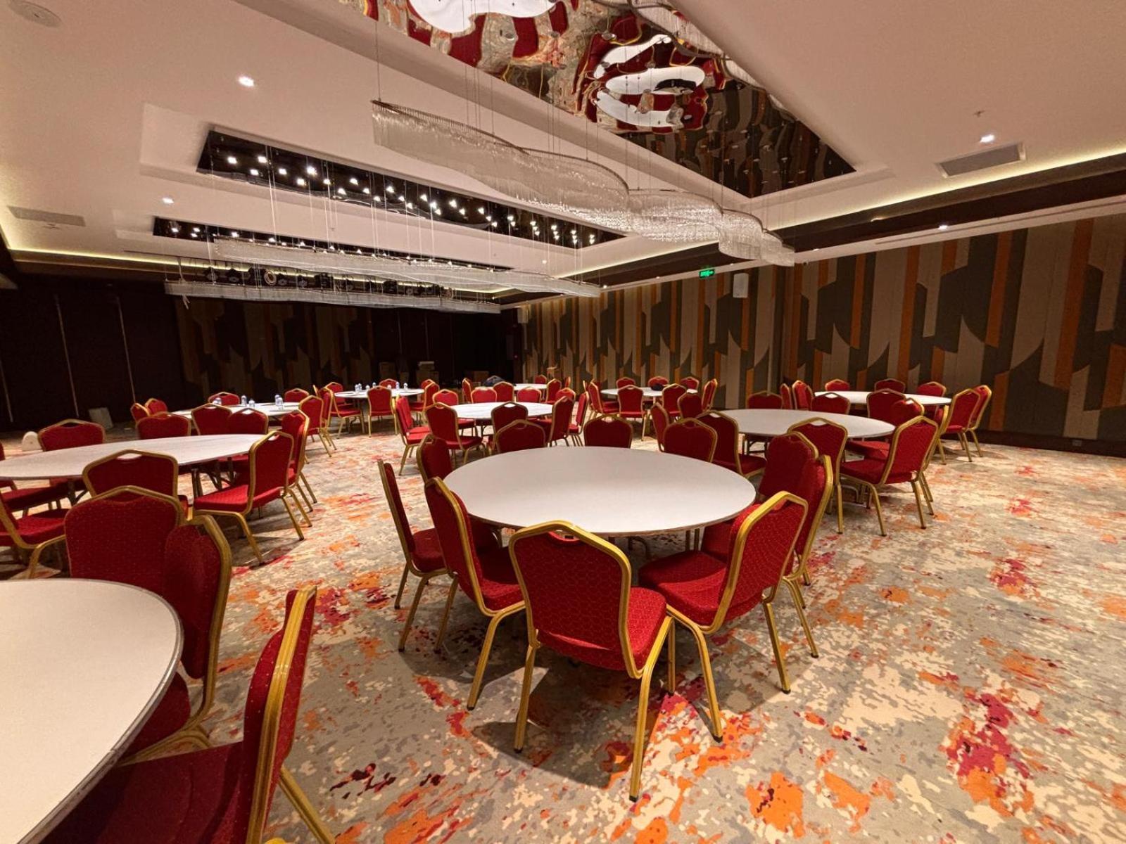 Wyndham Otel *