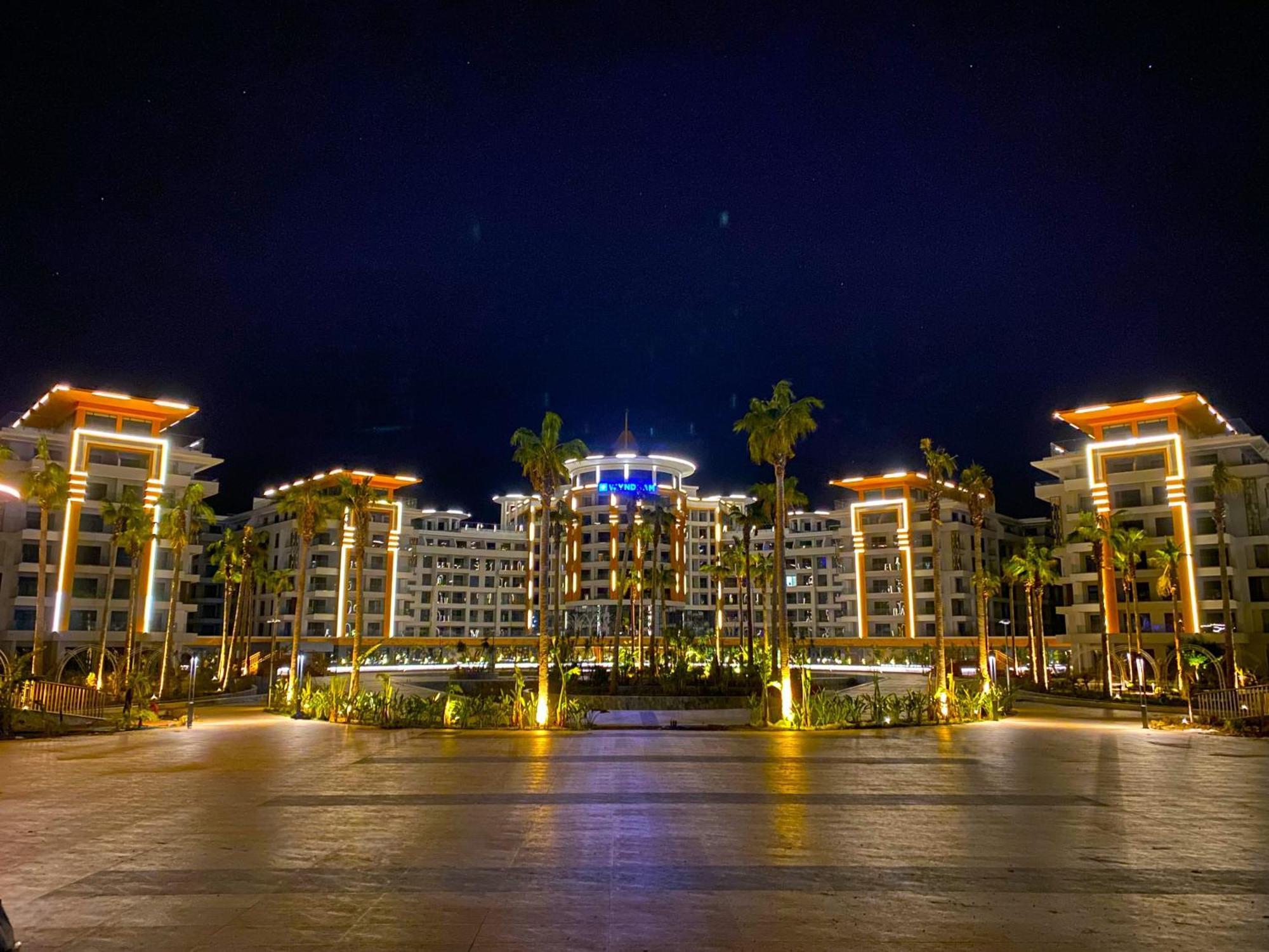 Wyndham *